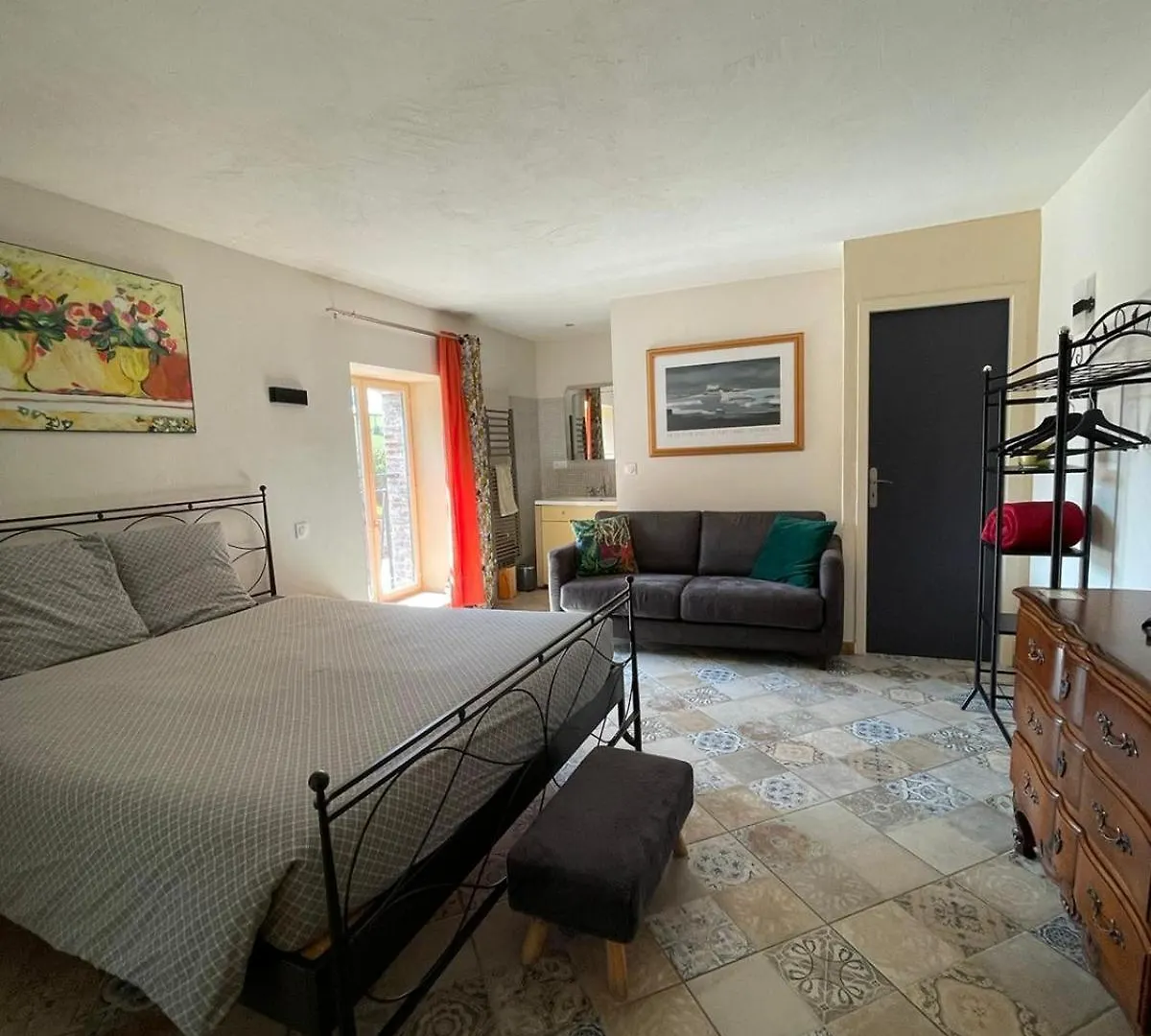 Le Domaine De La Plume Hotel La Gimond Guest house